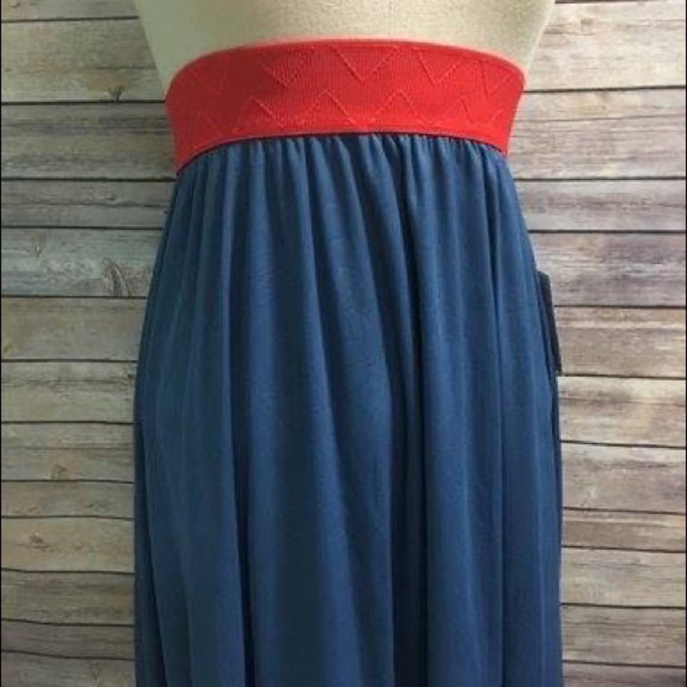 LuLaRoe Lola skirt